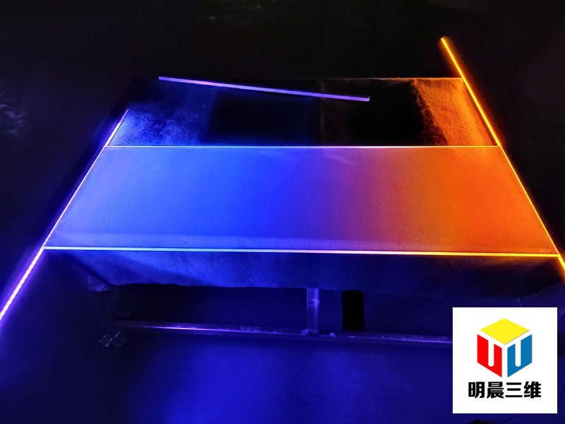 音樂餐廳用導(dǎo)光玻璃為客人帶來獨特的美感體驗